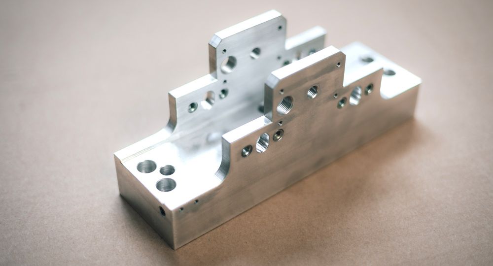 Besprechung Bauteilebeschaffung bei Heeg Sondermaschinen in Aschaffenburg