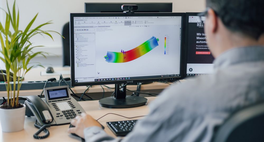 Simulation von Bauteilen mit SolidWorks – Finite-Elemente-Analyse (FEA) bei Heeg Konstruktion- und Maschinenbau GmbH